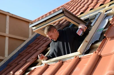 Pose de fenêtres de toit Velux à Fèrebrianges